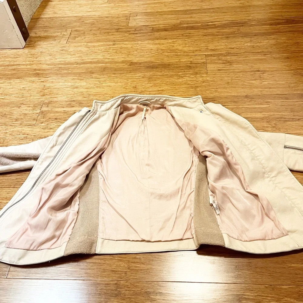 Free People reposhing this